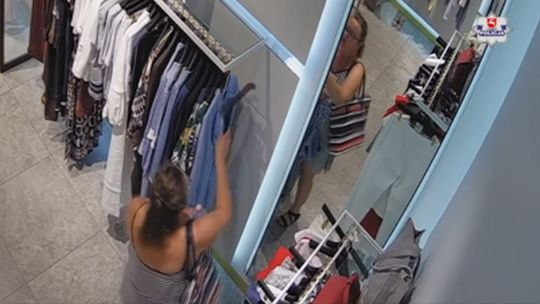 Ukradła sukienkę za 1,4 tys. zł. Szuka jej policja [wideo z monitoringu]