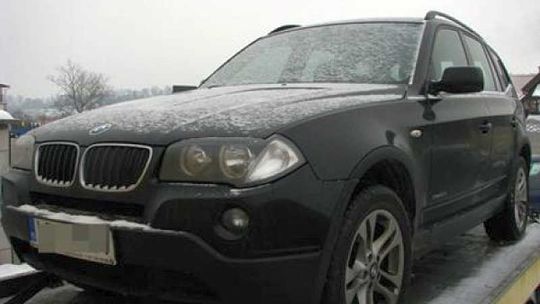 Ukradli BMW w Krakowie, wpadli w Puławach