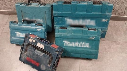 Ukradli elektronarzędzia. Teraz posiedzą za kratkami