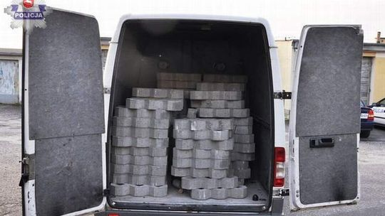 Ukradli materiały z remontowanej drogi Lublin - Biłgoraj