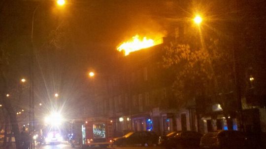 Ul. 1 Maja: Nocny pożar kamienicy. 400 tys. zł strat
