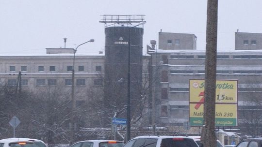 Ul. Diamentowa: Trwa demontaż silosów Chmielu Polskiego