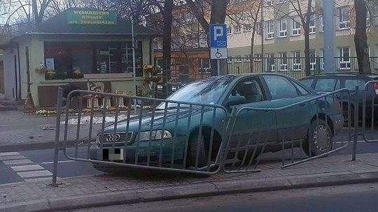 Ul. Lwowska: Zderzenie dwóch samochodów