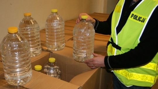 Ul. Prusa: 3 tys. litrów nielegalnego spirytusu