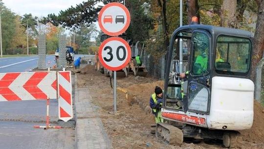 Ul. Skowieszyńska: Nowy chodnik i ścieżka rowerowa