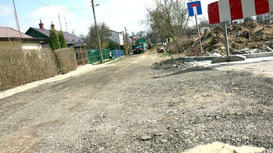 Ul. Wielka: Od kilku lat czekają na budowę drogi