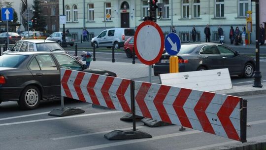 Ulica 3 Maja zamknięta. Drogowcy położą asfalt w weekend