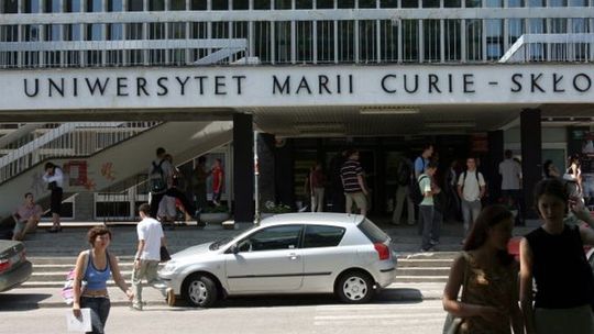 UMCS manipuluje danymi statystycznymi?