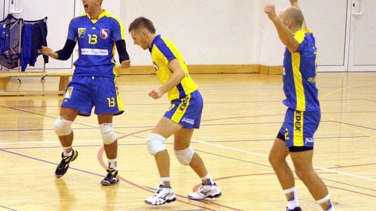 UMKS Kęczanin Kęty – Avia Świdnik 1:3, Huragan Międzyrzec Podlaski – Centrum Augustów 0:3 