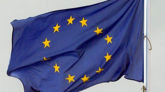 Unia Europejska rozwija się od kryzysu do kryzysu