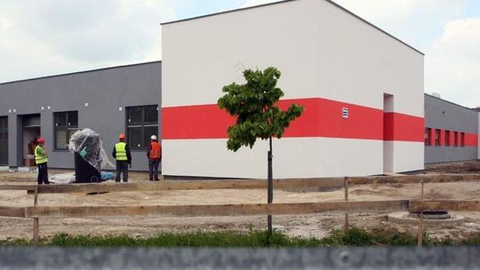 Uniwersytet Medyczny. Budynek już jest, czas na aparaturę