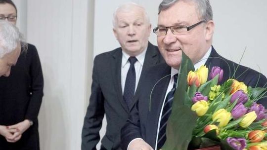 Uniwersytet Medyczny. Rektor zostaje, prorektorzy też