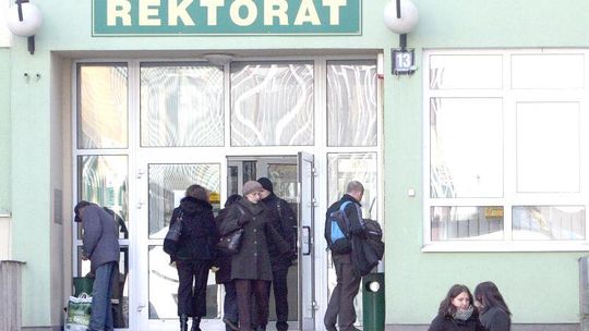 Uniwersytet Przyrodniczy dostał od miasta 5 mln. A nie powinien