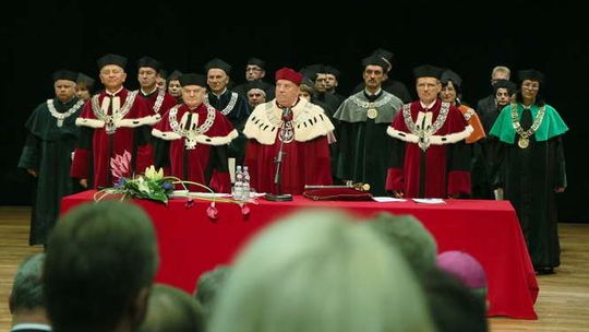 Uniwersytet Przyrodniczy wybierze dziś nowego rektora. Czterech kandydatów