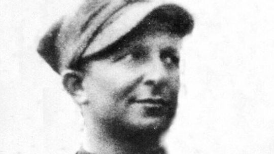 Upamiętnią kapitana Sowę pseudonim „Vis”