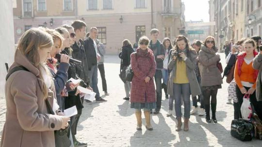 Upamiętnili zamordowane dzieci z żydowskiej ochronki 