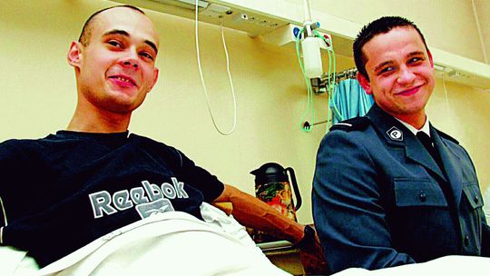 Uratowali dzieci z płomieni