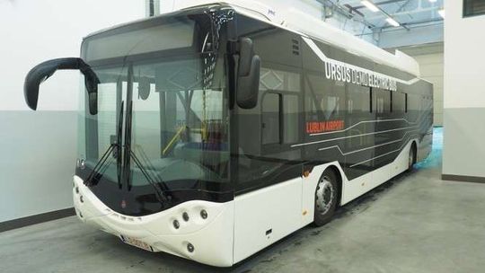 Ursus chce zbudować autobus wodorowy. Para wodna zamiast spalin