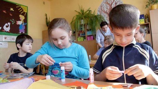 Urząd do Spraw Cudzoziemców skompletował sprzęt do nauki dla uczniów z Berezówki