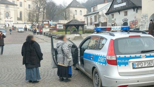 Urząd idzie na wojnę z Cygankami wróżącymi w Kazimierzu. Chcą kontroli skarbówki