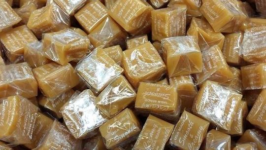 Urząd Miasta zamówił 3 tony cukierków? "Zagadka" rozwikłana