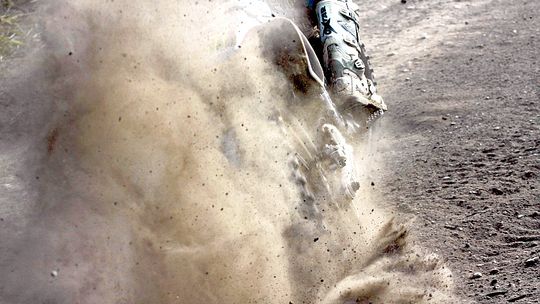 Urządzają wyścigi na budowie obwodnicy