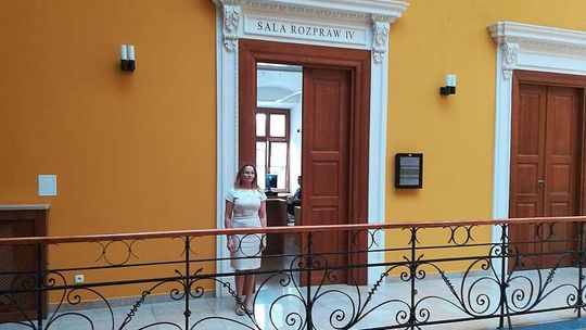 Urzędniczka walczy w sądzie o powrót do pracy. Do ugody nie doszło