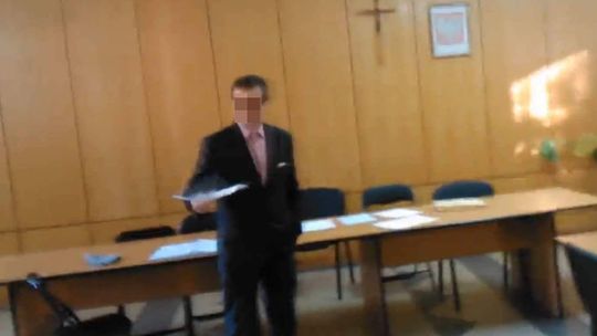 Urzędnik i przedsiębiorca przed sądem za ustawianie gminnego przetargu