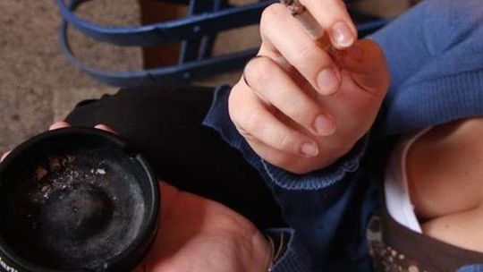 Urzędnik w urzędzie już nie popali. Wprowadzono zakaz