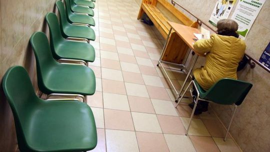 Urzędnikowi premia się należy. Bez względu na efekty pracy