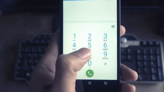 Usłyszała w słuchawce: "Tata miał wypadek, zabił kobietę…"