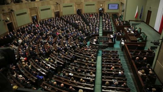 Ustawa „kagańcowa” przyjęta przez Sejm. Teraz trafi na biurko prezydenta Polski