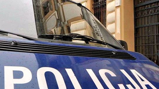 Ustrzyki Dolne: Znaleźli w torebce 8 tys. zł i oddali na policję