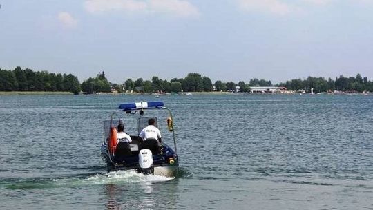 Utonięcie koło Chełma. Worek z ciałem przez kilka godzin leżał na brzegu, a obok kąpali się ludzie