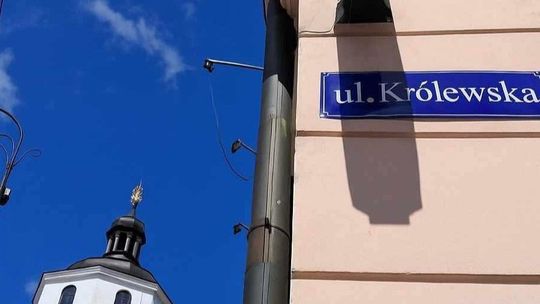 Utrudnienia na Królewskiej. Rozpoczyna się naprawa nawierzchni