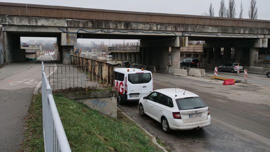 Uwaga kierowcy, nowa organizacja ruchu na skrzyżowaniu ul. Diamentowej z Krochmalną