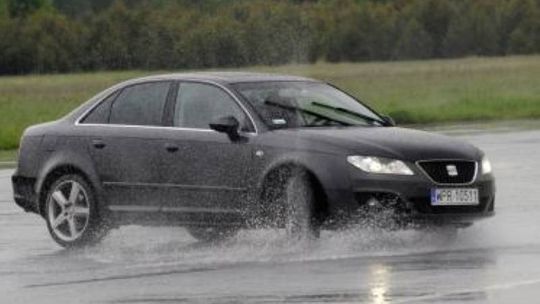 Uwaga kierowcy, policyjny seat exeo już w Lublinie