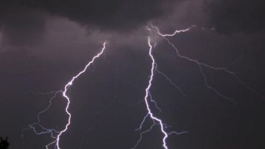 Uwaga na burze z gradem w sobotę