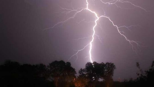 Uwaga na burze z ulewnym deszczem i gradem w woj. lubelskim