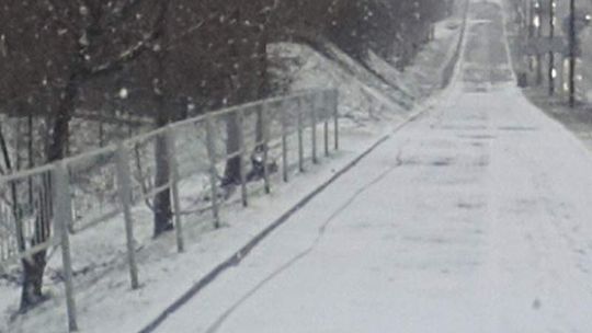 Uwaga na śliskie ulice i chodniki