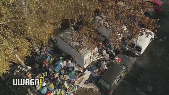Uwaga! TVN: Zrobił wysypisko pod oknami. "Mnie tam sąsiedzi nie interesują"