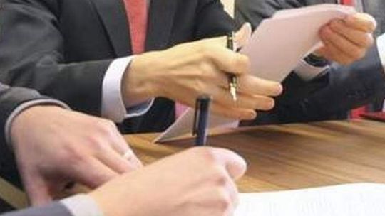 Uważaj na panów z elektrowni. "Było miło, dałam się wkręcić"