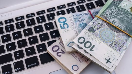 Uwierzyła, że pomaga córce. Ale to było oszustwo 