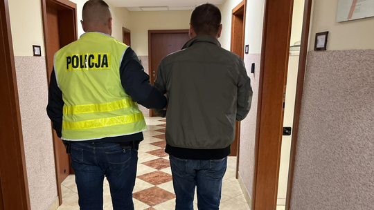 Uwziął się na PiS i Sobonia. Niszczył plakaty wyborcze