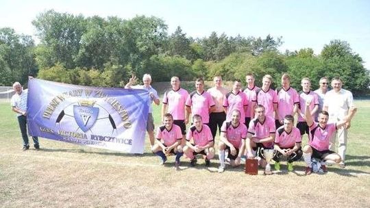 Victoria Rybczewice wygrała Turniej o Puchar Starosty Świdnickiego