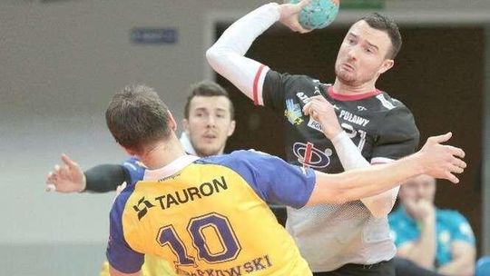 W 1/8 finału Azoty Puławy pokonały na wyjeździe Wybrzeże Gdańsk 28:25