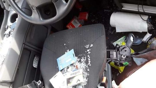 W Anglii zniszczyli autokar firmy przewozowej z Kraśnika. "Stał 200 metrów od posterunku policji"