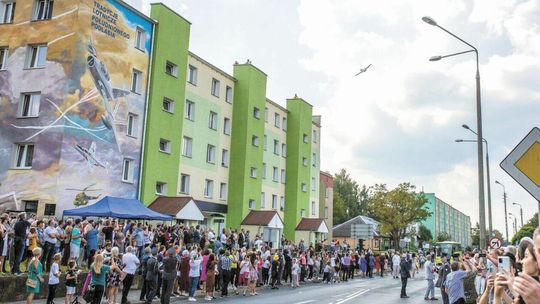W Białej Podlaskiej stanie replika samolotu. To wspomnienie po fabryce