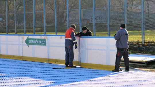 W Chełmie szykują lodowisko. Cennik i godziny otwarcia