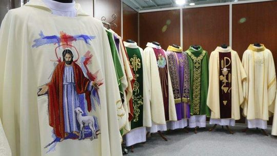 W czym ksiądz zada szyku? W Lublinie trwają Targi Sakralne